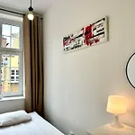 Na Mariackiej Mieszkanie *