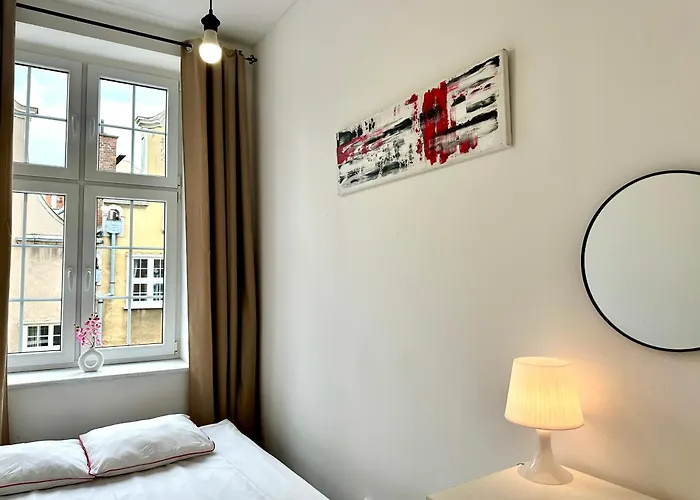 Na Mariackiej Mieszkanie *